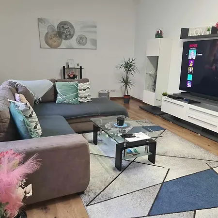 51 Apartment *